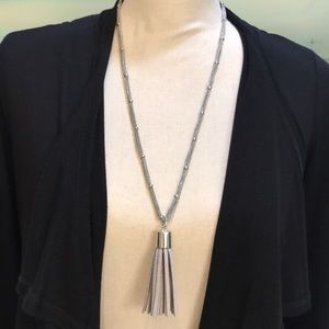 New Loft tassel Necklace